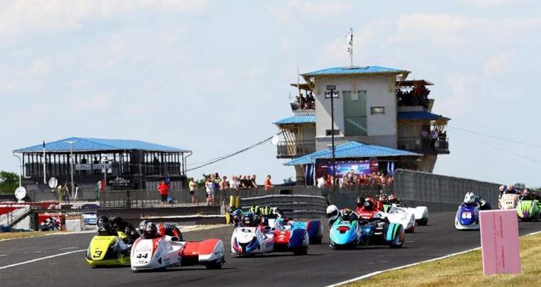 Seconde manche du Championnat du Monde Side-Car, Emmanuelle CLEMENT, en Hongrie le 26 et 27 Juin 2021