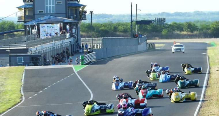 Emmanuelle CLEMENT, 3eme manche du Championnat du monde en Hongrie sur le circuit du Panonia Ring, 14 et 15/6/25