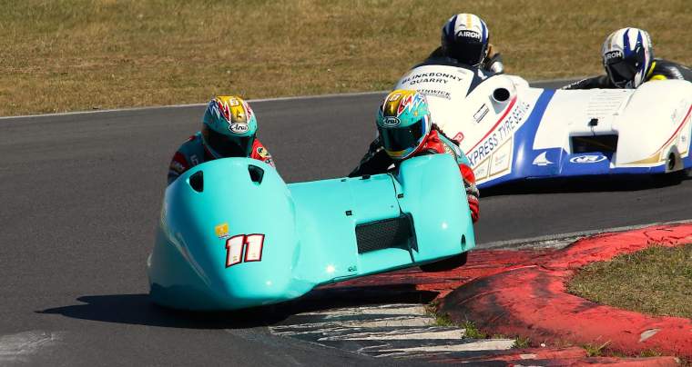 Emmanuelle CLEMENT, championnat du monde de side car, Snetterton FSRA 10 et 11 Mai 2025