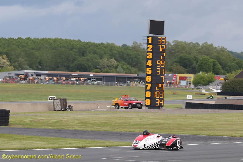 Emmanuelle CLEMENT, passagère side-car, FSBK, 2<sup>e</sup> manche du Championnat de France Superbike, Nogaro