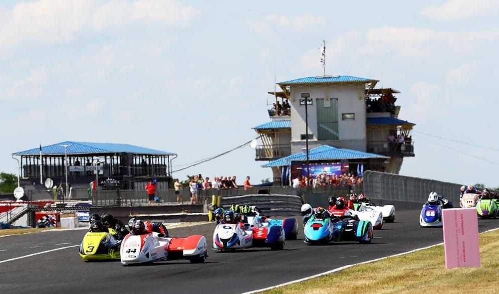 Seconde manche du Championnat du Monde Side-Car, Emmanuelle CLEMENT, en Hongrie le 26 et 27 Juin 2021