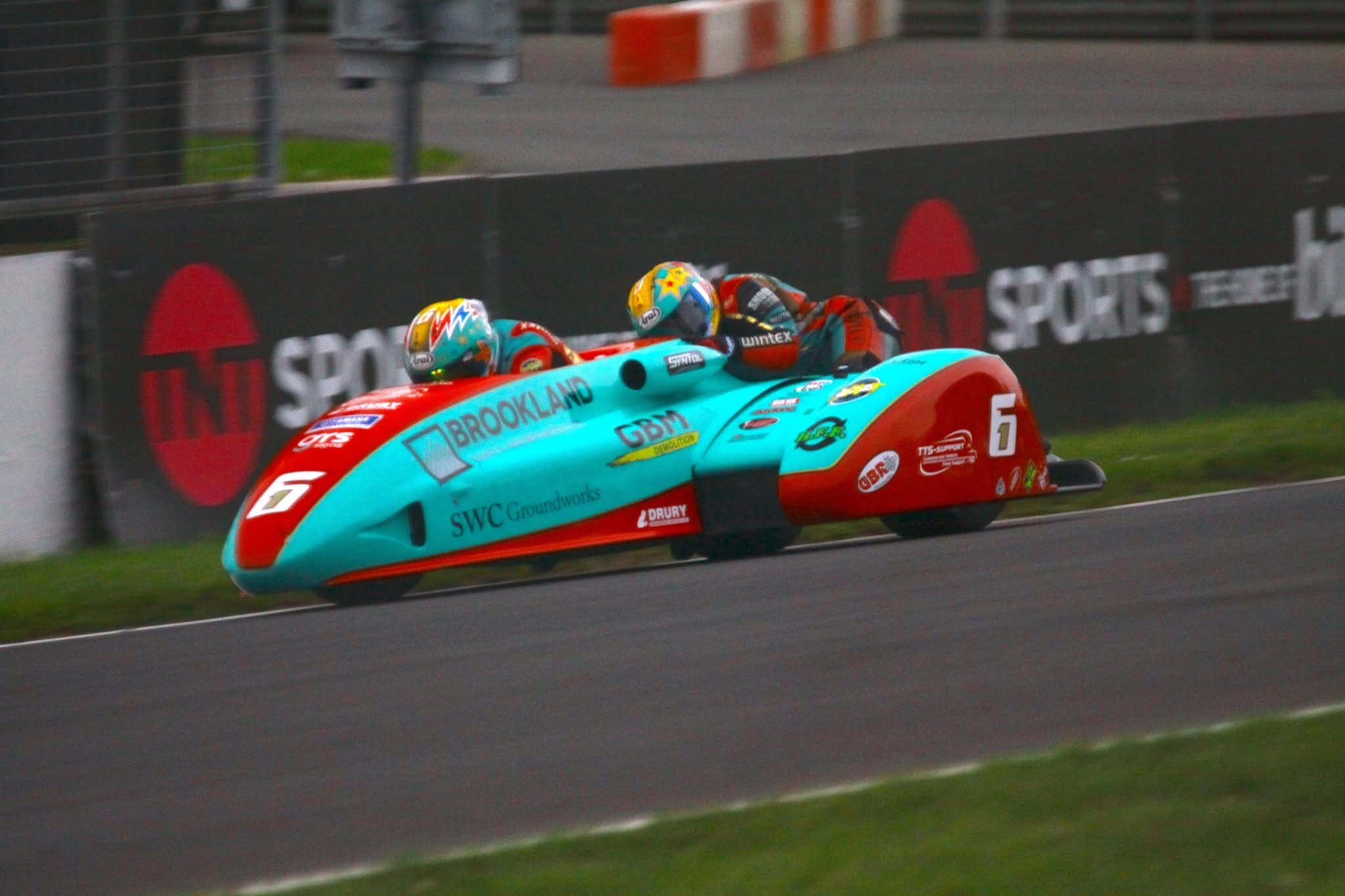 Emmanuelle CLEMENT, Finale à Brands Hatch, 18 et 19/10/25